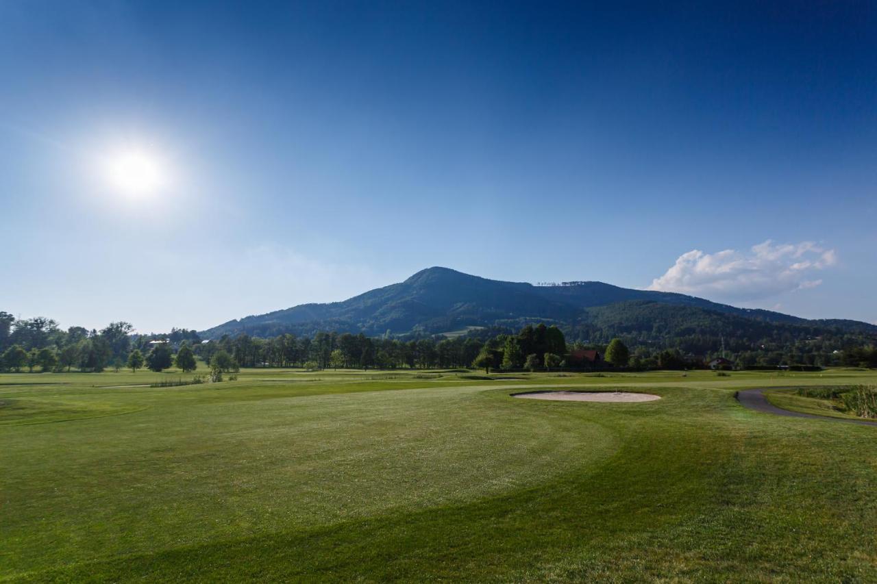 Apartman Na Golfu Čeladná Exterior foto